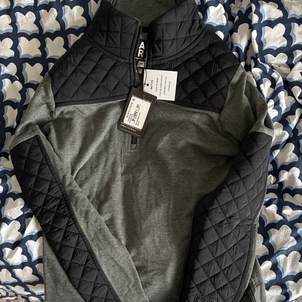 Women’s Alp n RockQuilted Half-Zip Pullover - Gray/Black. NWT